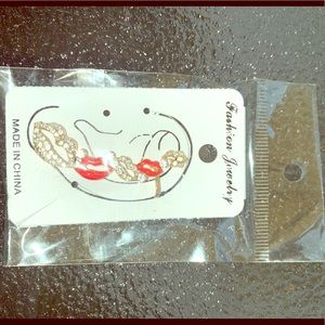 Gold/Red & Stone Pierced Ear/Clip on Cartilage